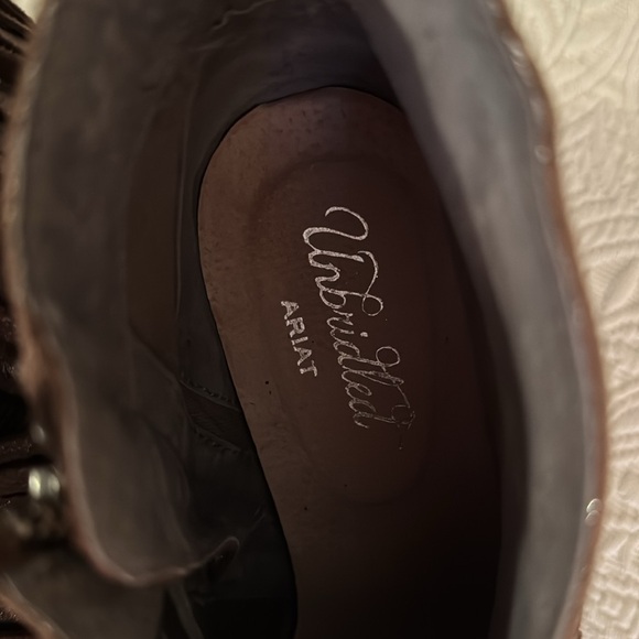 Ariat Unbridled fringe bootie, brown metallic, size 8 - Picture 4 of 7